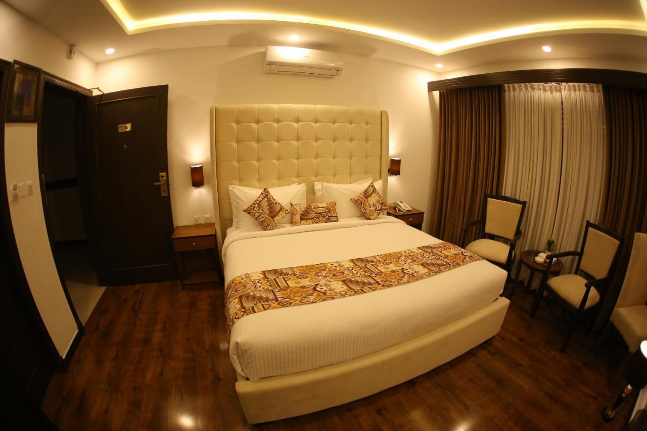 Grand Mongolia Hotel Rawalpindi Exterior photo