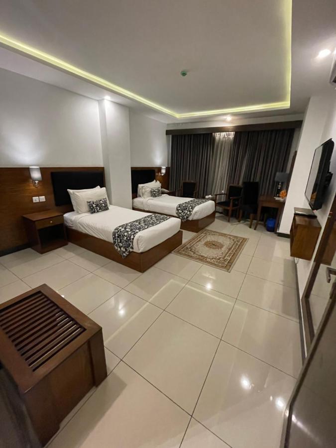 Grand Mongolia Hotel Rawalpindi Exterior photo
